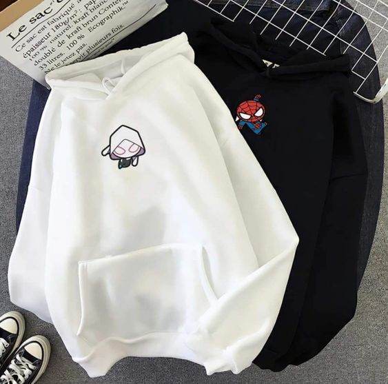 Graphic Spider Hoodie - Zarar Outfit